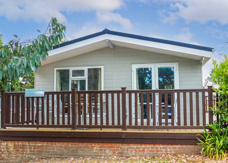 Chalet  New Milton