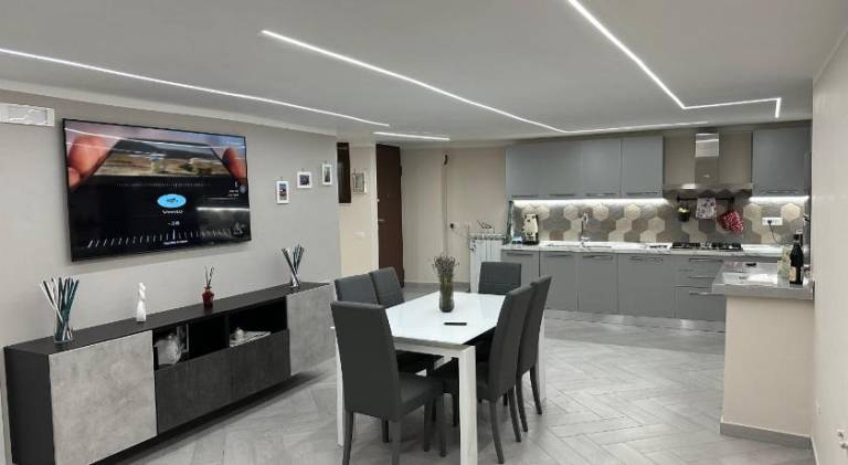 Apartment with terrace — photo 3