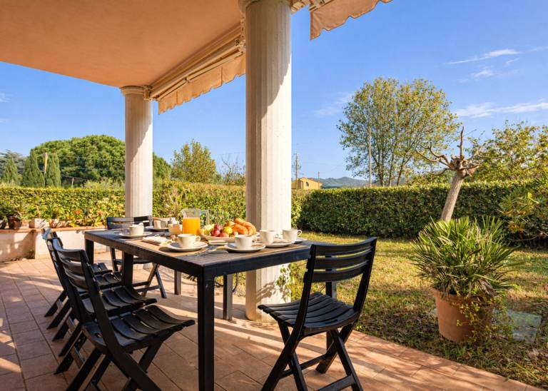 Vacation home with garden in Campo nell'Elba