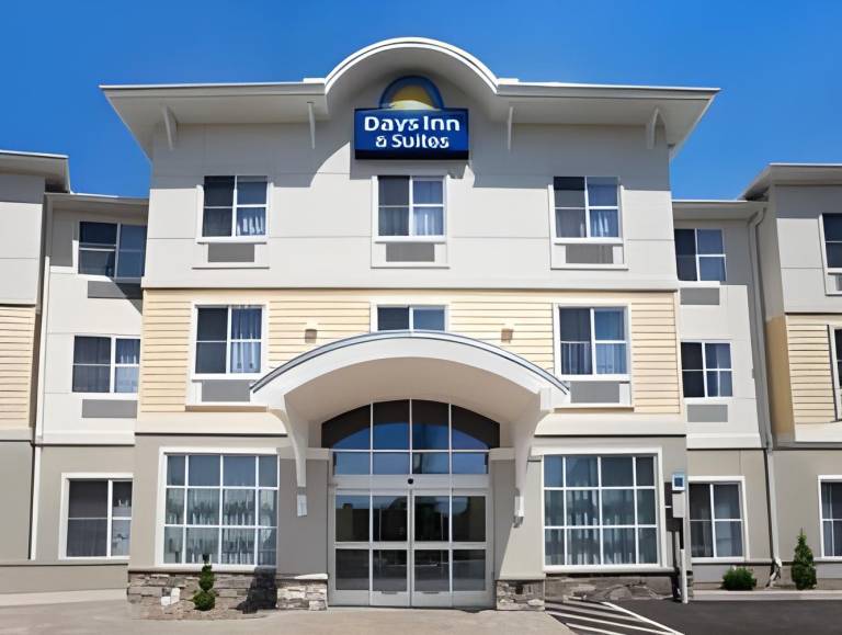 Sleep Inn & Suites Altoona North in Altoona, PA