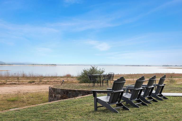 House Lake Buchanan