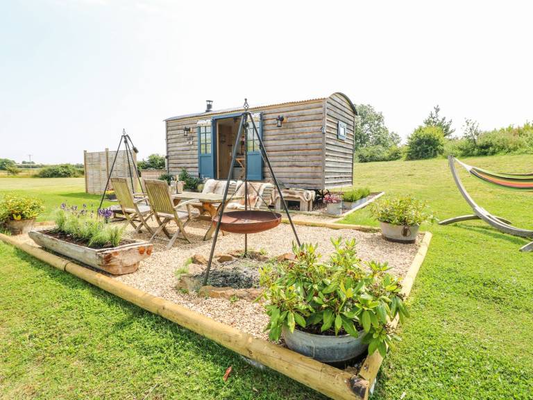 Cabin  Bottesford