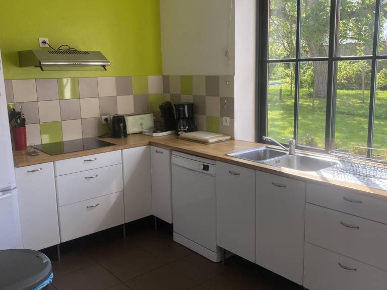 Cottage with garden & barbecue — photo 3