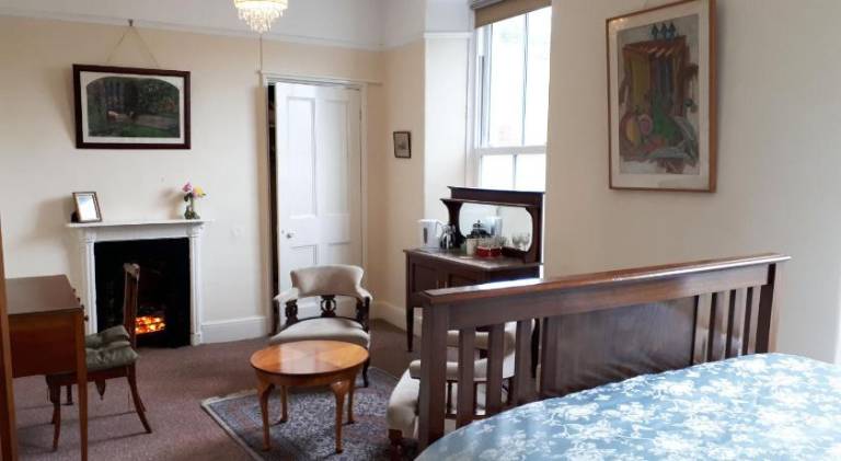 Huge Double Room In Victorian House — photo 2