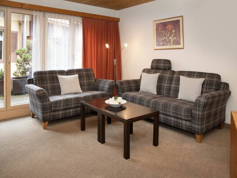 Rental apartment with patio | Mountain view | Close to the ski | Suitable for remote work | Pets allowed — photo 2