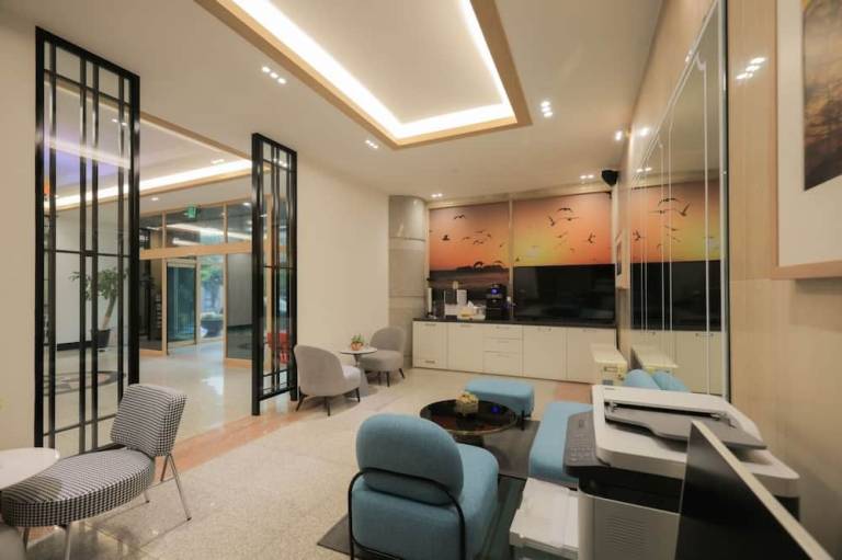 Elysian Hotel