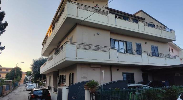 Rental apartment with 2 rooms for 6 persons — photo 3