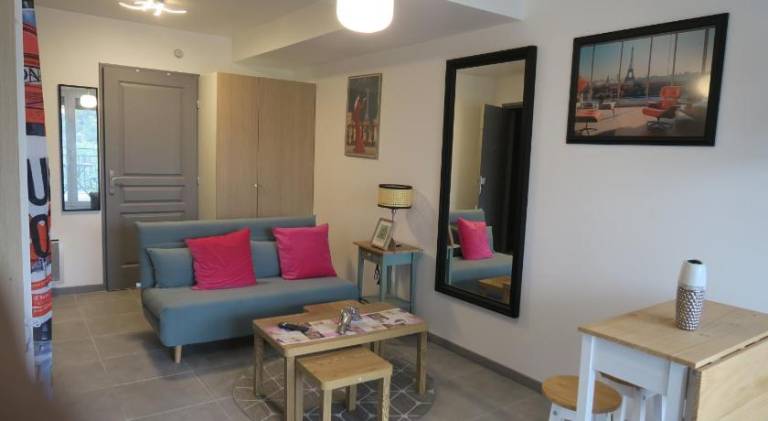 Holiday apartment with terrace | Good for workation — photo 4