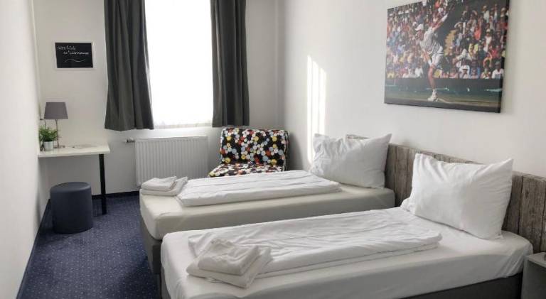 Pension Tennisweber in Schwechat
