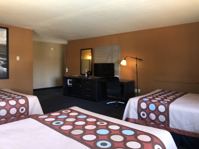 Motel  Stateline