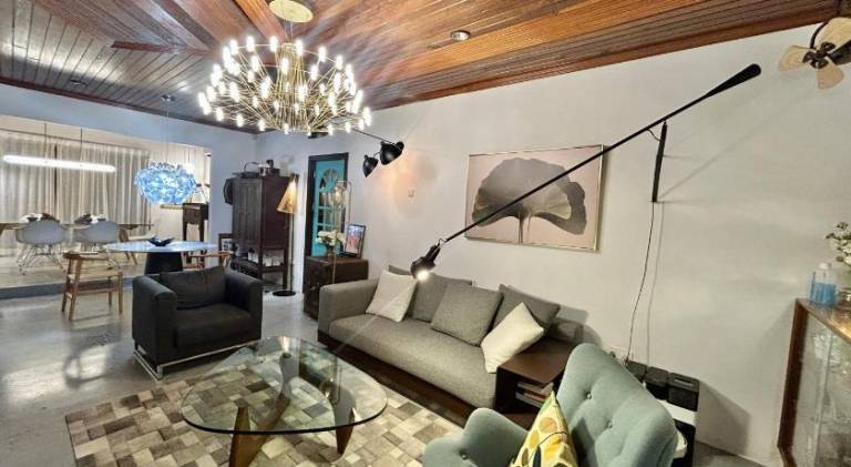Chic Designer Family Suite Shared Bungalow LRT SS1 PJ — photo 5