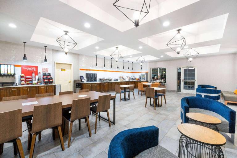 La Quinta Inn & Suites by Wyndham St. George — photo 4
