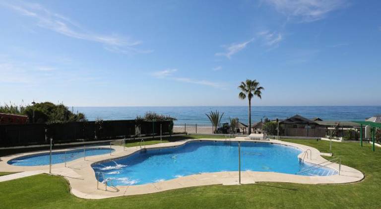 Rental apartment with pool — photo 3