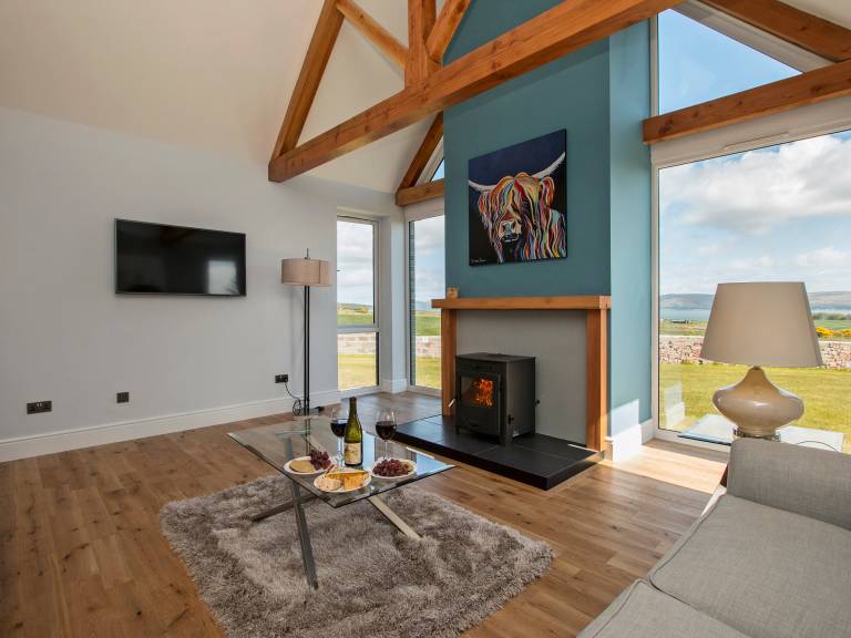 Family-oriented wonderful cottage with garden & jacuzzi | Sea view | Pet-friendly — photo 4