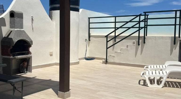 Spacious apartment with pool | Beach nearby | Pets are welcome in Playas