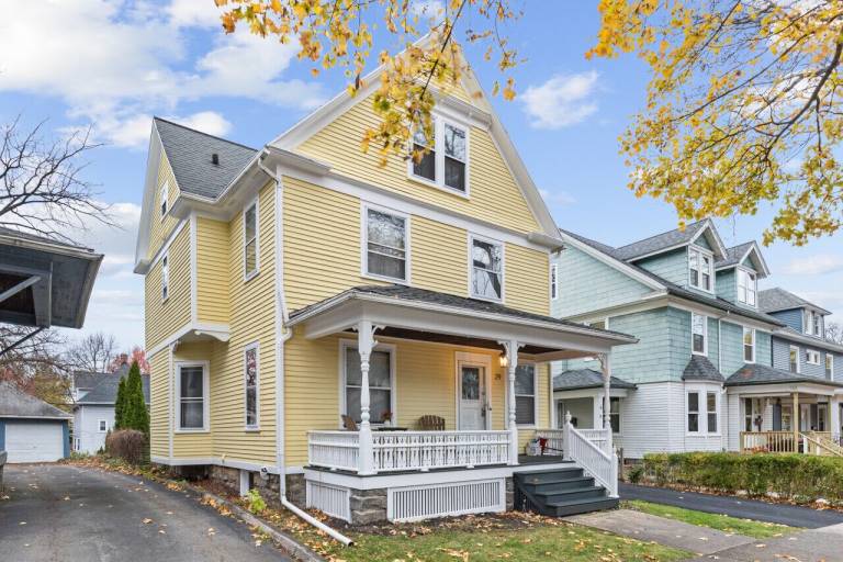 House Rochester