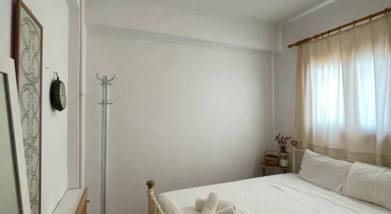 Apartment with patio — photo 4