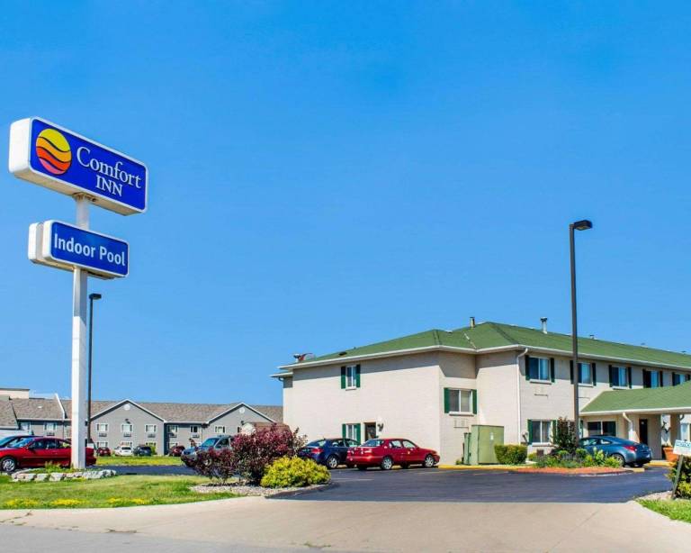 Quality Inn & Suites Green Bay - Ashwaubenon in Lam