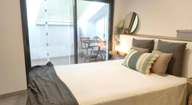 Atico Duplex nuevo con terraza Penthouse with Terrace con Aire Acondicionado Wifi Near parque Ribalt — photo 2