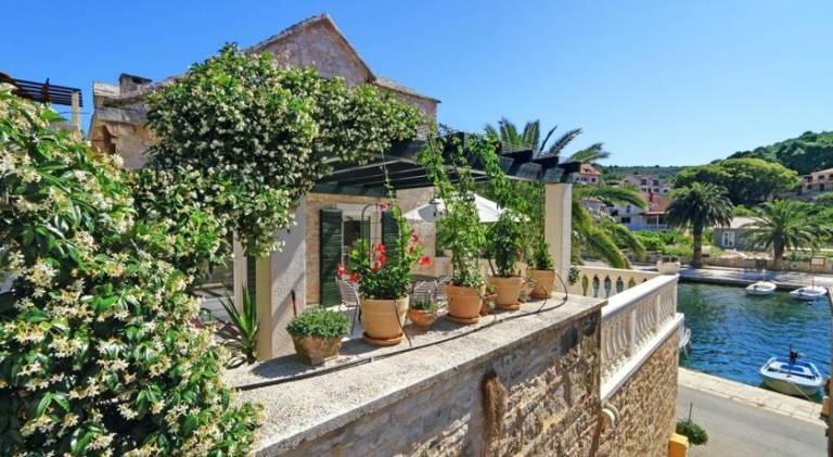 Rental apartment with terrace & yard | Suitable for remote work — photo 3