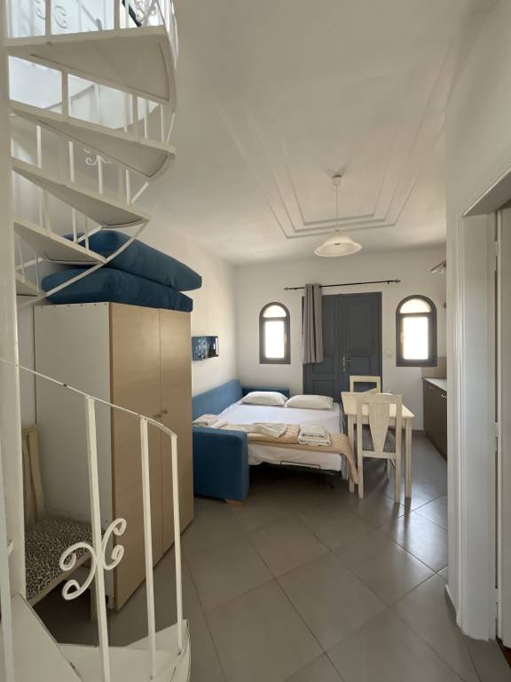 Privatzimmer in Emporio, Santorin f&uuml;r max. 5 Personen