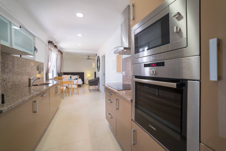 Apartment with 1 room for 4 persons — photo 3