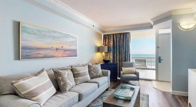 Oceanfront Condo at Daytona Beach Resort — photo 2