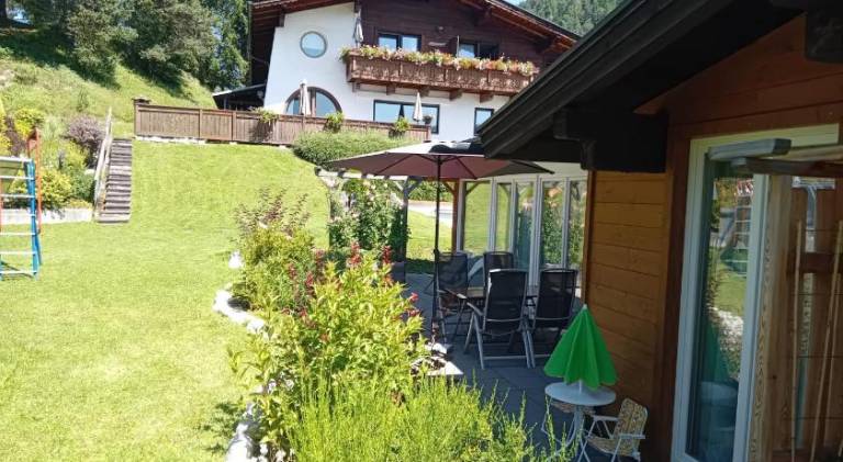 Apartment with sauna, barbeque & yard — photo 5