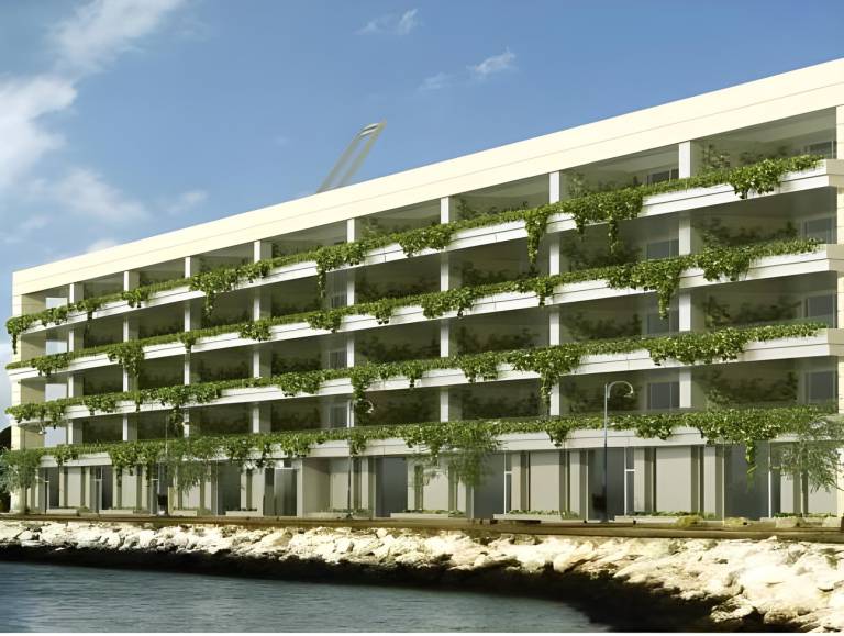 Serviced apartment with pool, patio & garden in El Puerto de Santa María