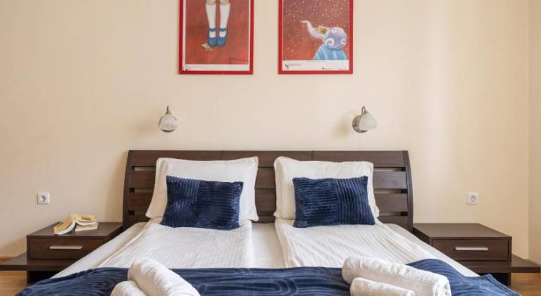 Spacious 2-Bedroom Apartment - Ideal for Families & Groups - City Center in Sofia