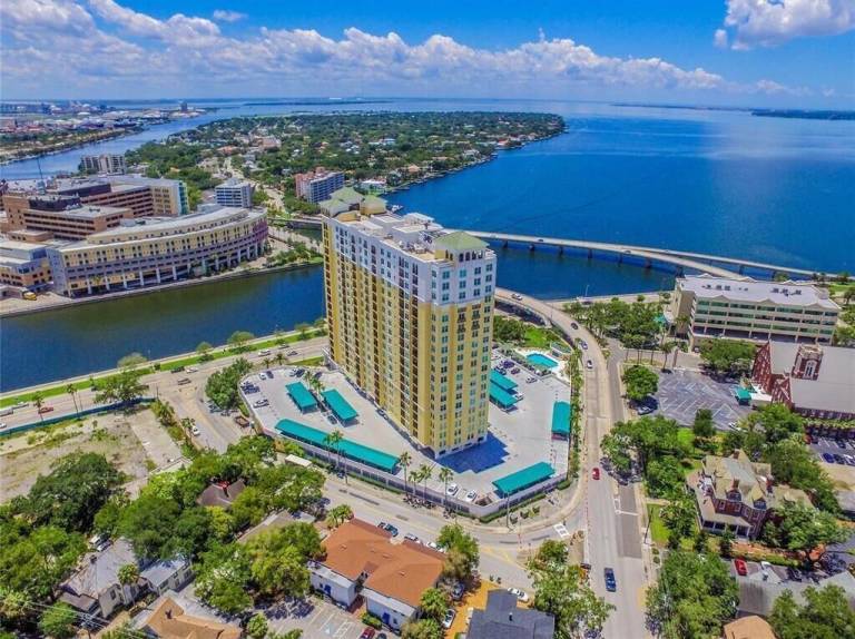 Condo Tampa