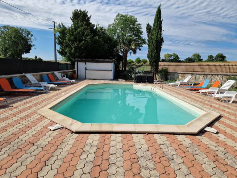 Bed and breakfast  Saint-Pierre-de-Juillers