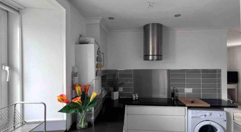 Apartment with 4 rooms for 8 persons — photo 3