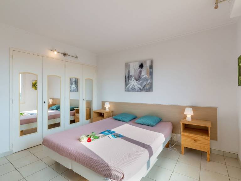 Family-oriented pleasant rental apartment with yard | Dogs allowed — photo 4