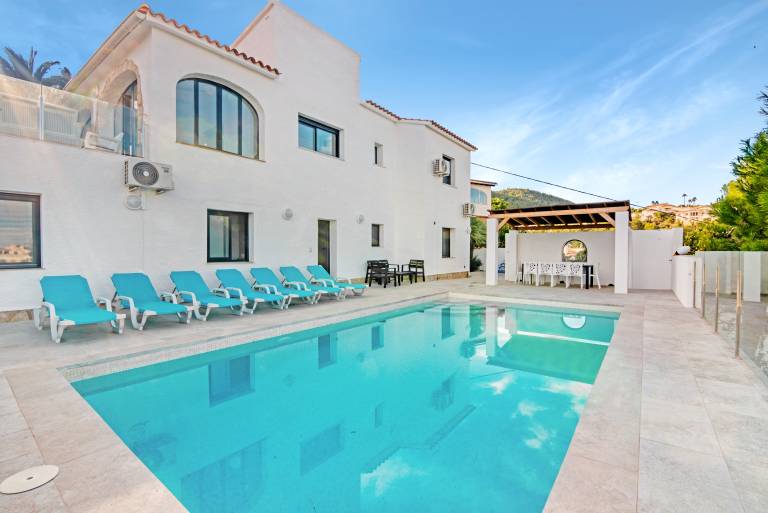 Villa 'Papagayo' with Private Pool, Wi-Fi and Air Conditioning — photo 2