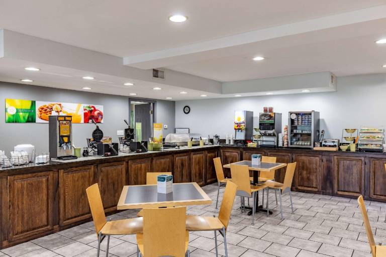 Quality Inn Branson - Hwy 76 Central — photo 4