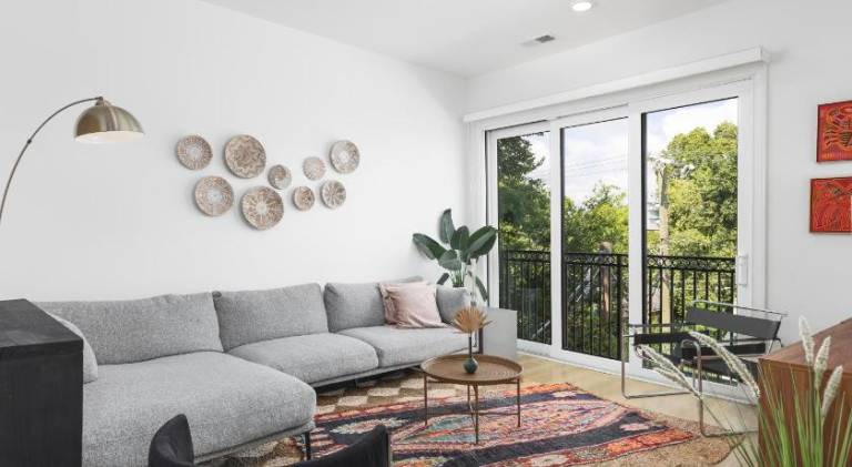 Rental apartment with terrace in Nashville, TN