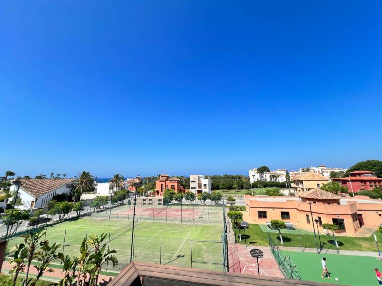 PUSHE Penthouse Playa Granada Beach & Golf 2 — photo 2