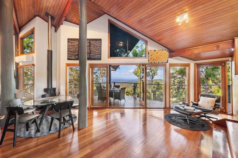 House  Tamborine Mountain