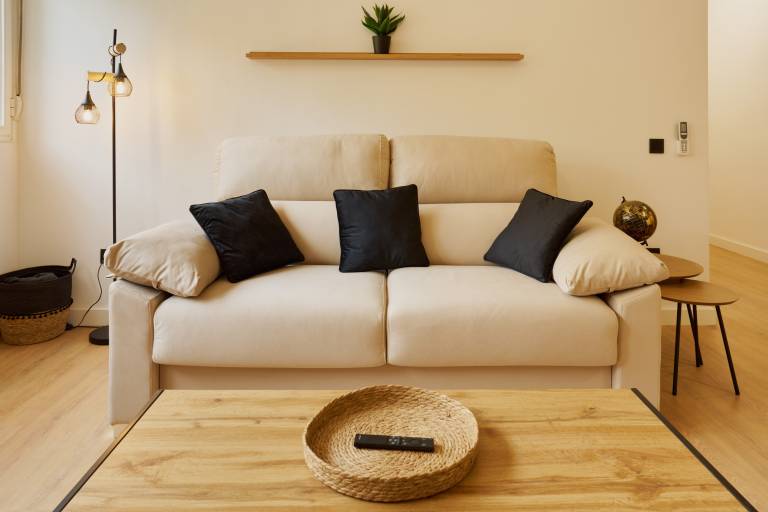 La Abi 1 Apartment – Bright, Central Stay in Salamanca — photo 2