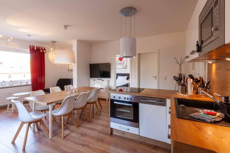 Holiday apartment with yard, sauna & barbecue — photo 2