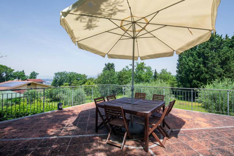 Modern villa with beautiful garden, pool & veranda-Casina delle Fate — photo 3