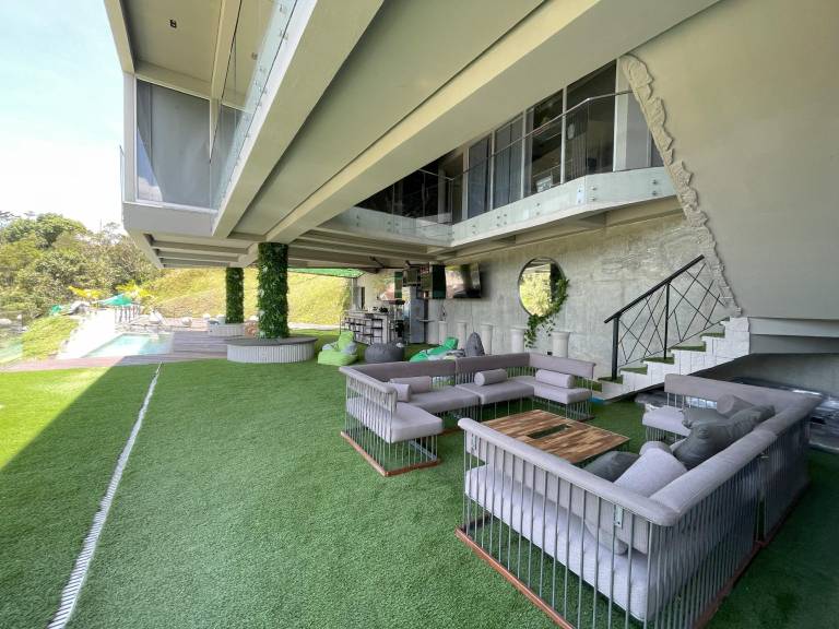 The ELeMYNT Suites Boutique — photo 2