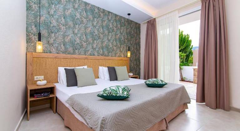 Nice serviced apartment with garden, patio & pool | Pets are welcome — photo 2