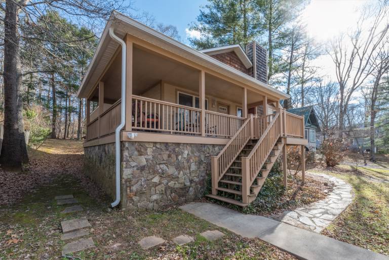 House Black Mountain