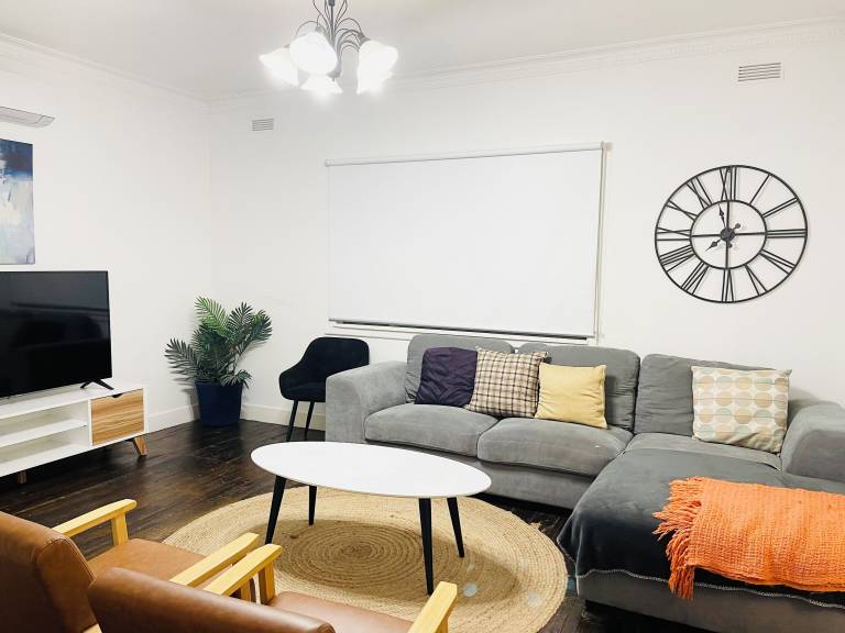 House  Caroline Springs