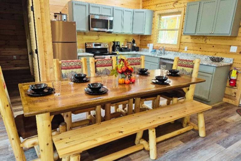 Wonderful cabin with grill & hot tub | Mountain view | Pets are welcome — photo 3