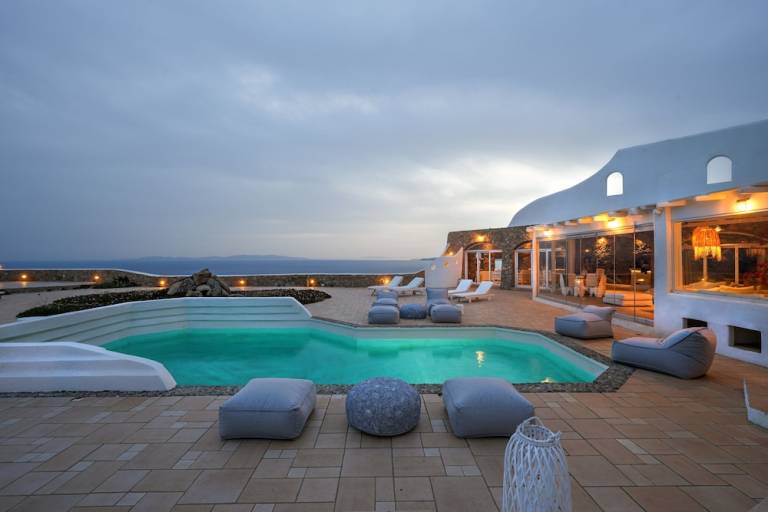Villa Tourlos