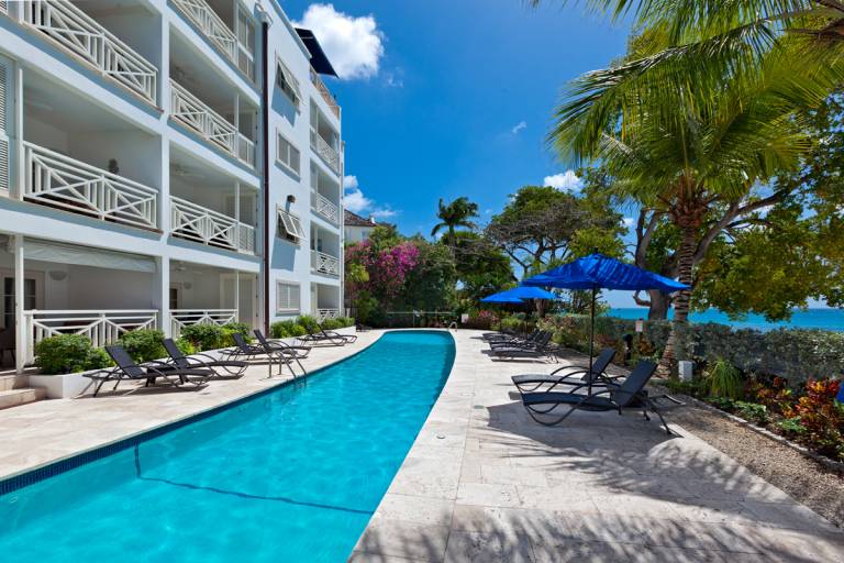 Romantic Beachfront Condo Waterside 402
