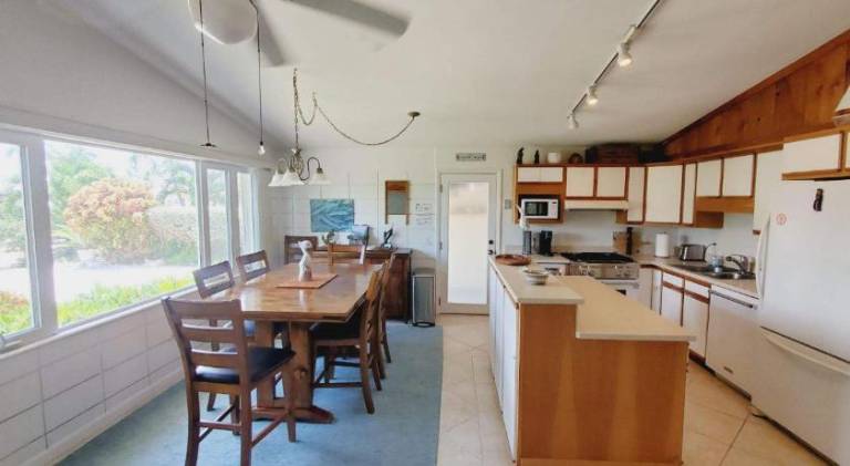 The Butterfly Cottage - Certified Butterfly Sanctuary - Ocean View Hot Tub - Authentic Keys Charm — photo 4